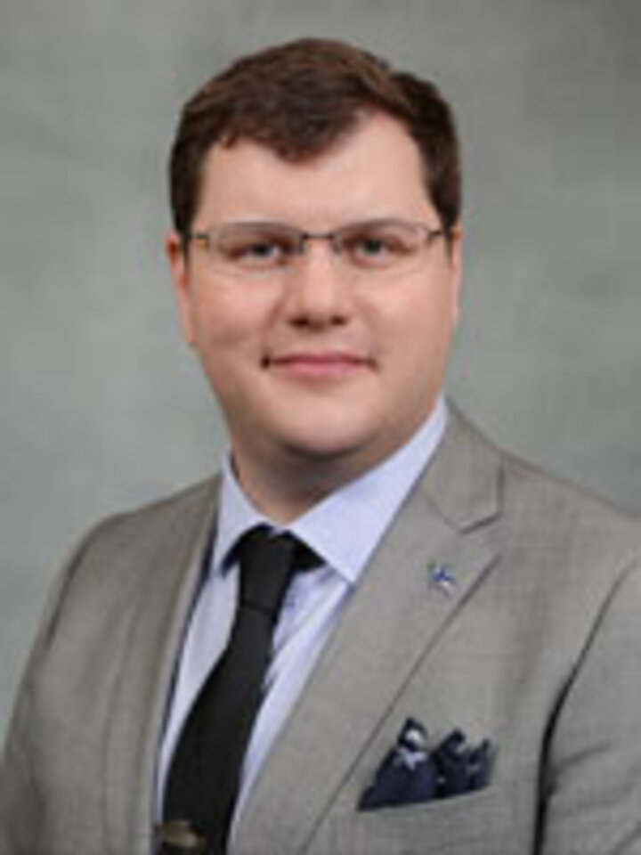 head shot of Evan Boyd
